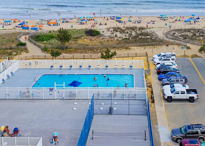 Sea Terrace 809