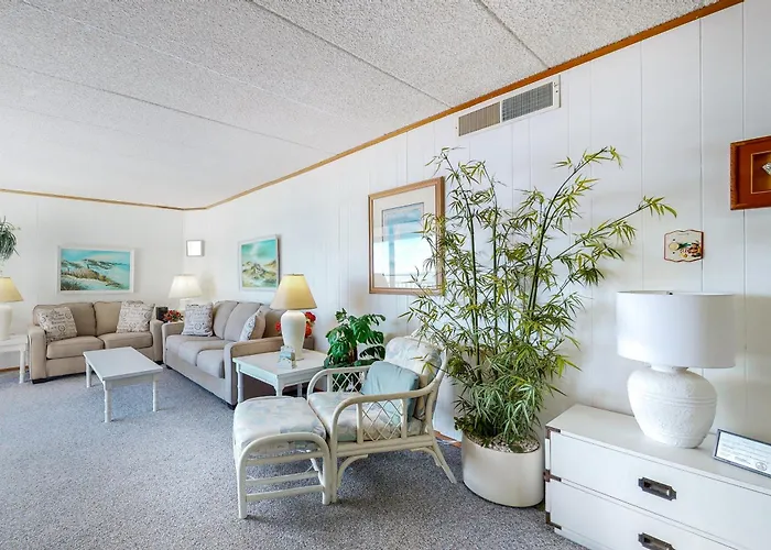 Sea Terrace 809